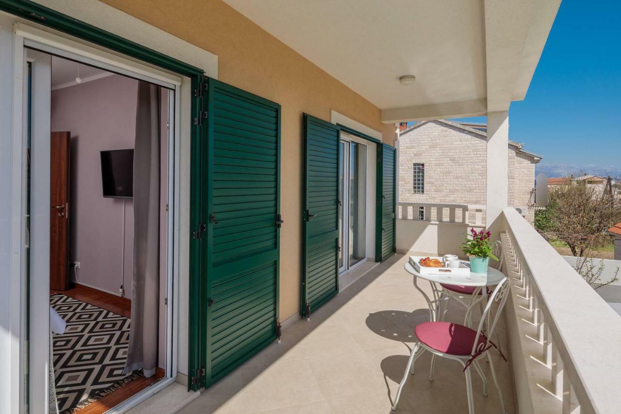 Villa Rosa Ventorum With Private Pool Near Split Каштела Экстерьер фото